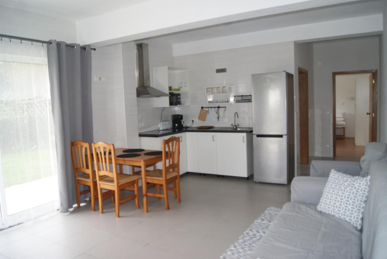 Apartamentos Praia Do Almoxarife Орта Екстер'єр фото